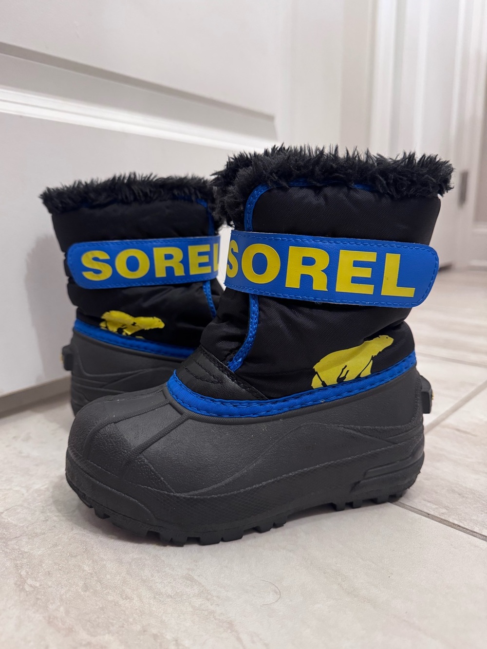 Sorel Toddler Commander Boy size 11 Blue Yellow Black